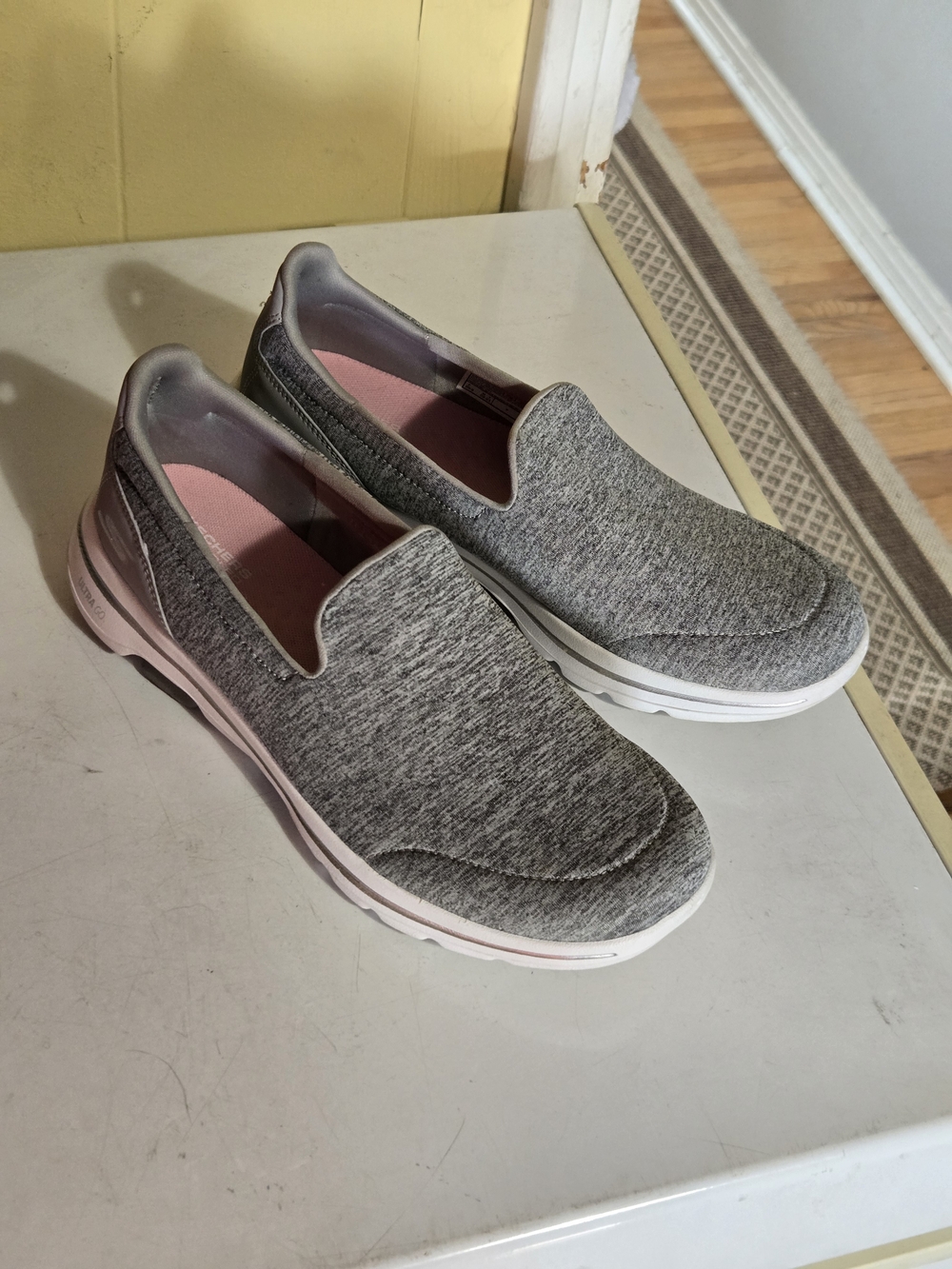Skechers GoWalk Sneakers
